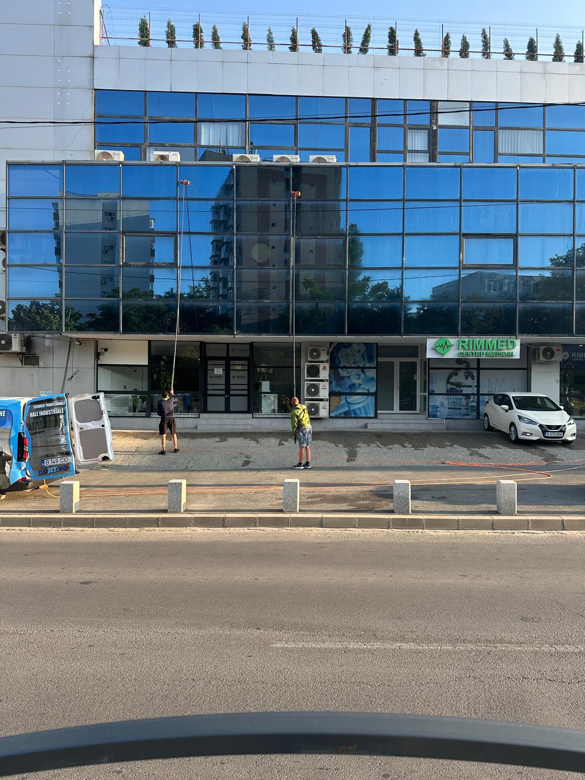Spălare Geamuri — lucrare 2
